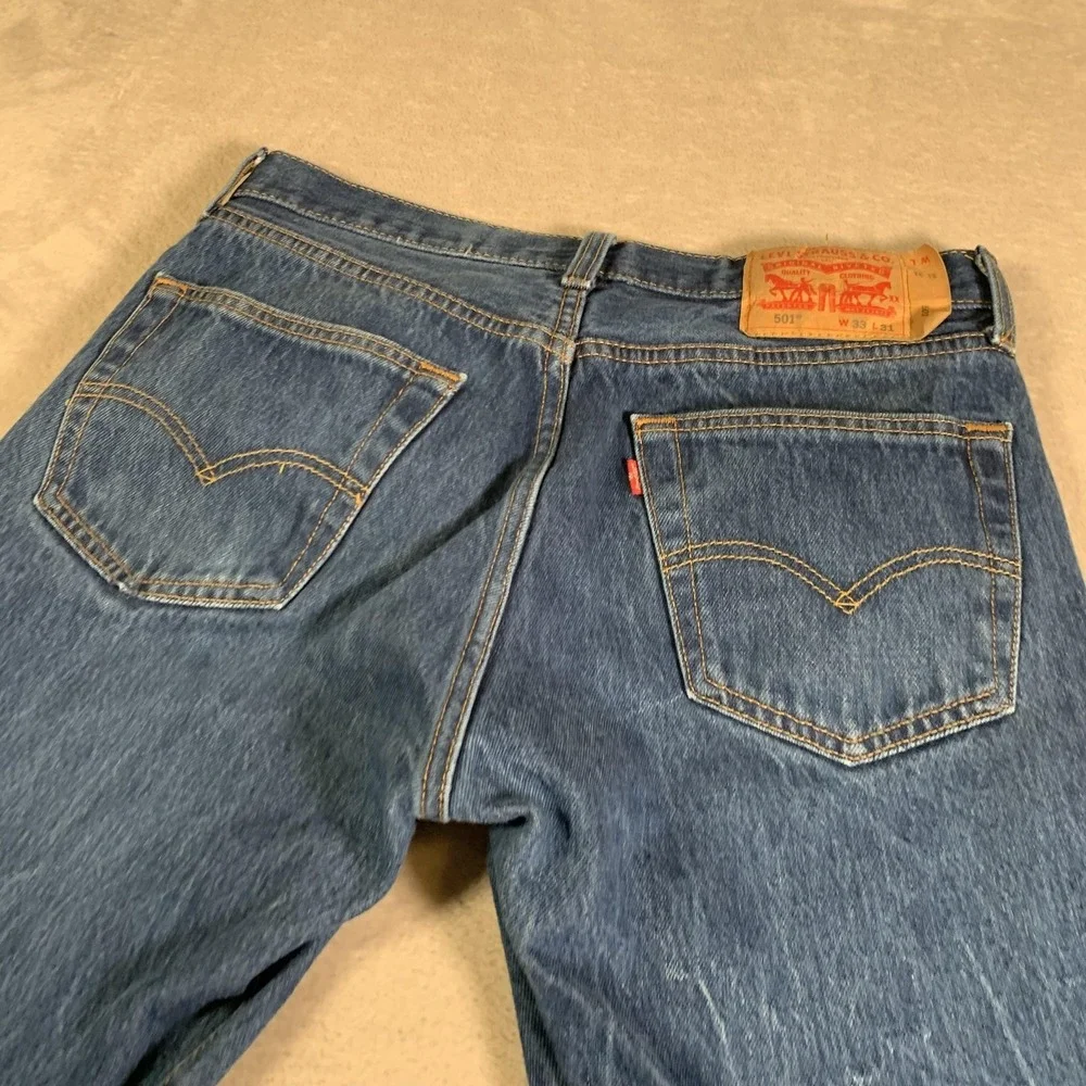 Levis 501 Jeans Mens 33x31 (32x29) Blue Button Fly Original‎ Fit Straight Leg